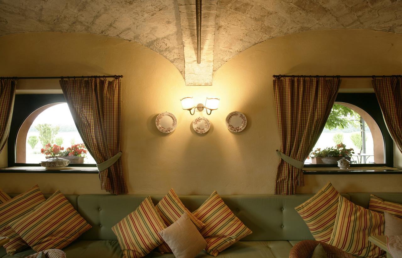 Agriturismo Le Colombaie Буссето Экстерьер фото