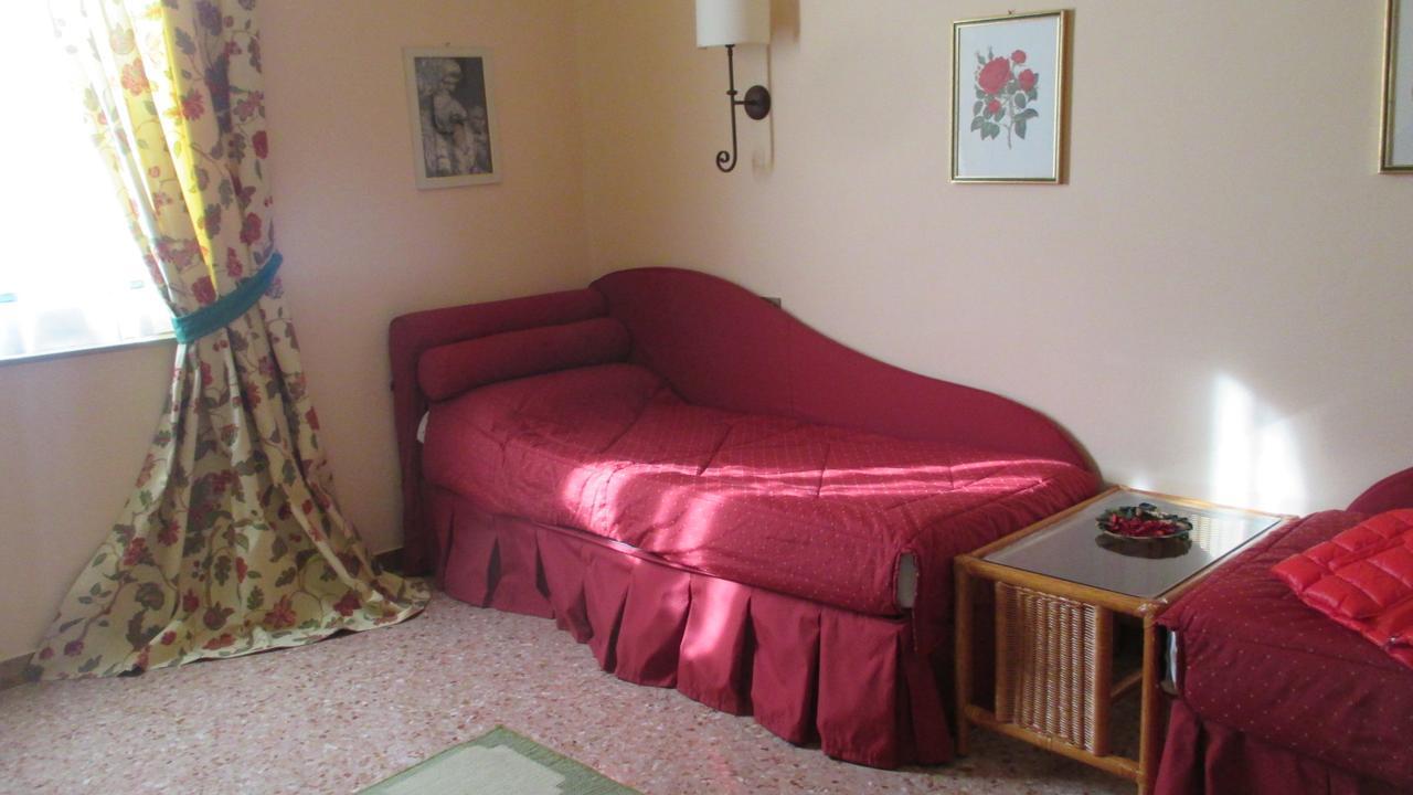Agriturismo Le Colombaie Буссето Экстерьер фото